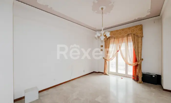 Rexer-Barcellona-Pozzo-di-Gotto-Spazioso-Appartamento-al-Primo-Piano-Altro