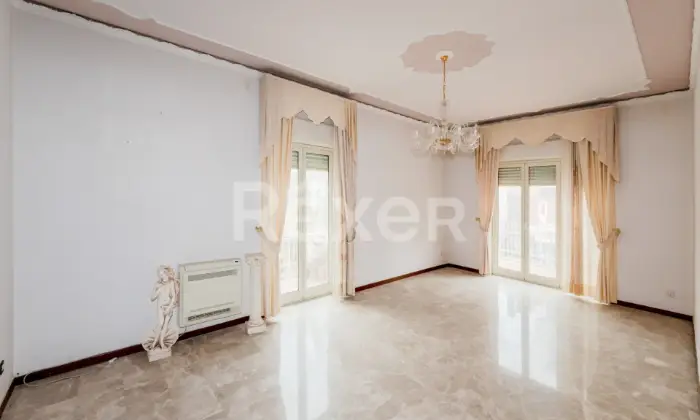 Rexer-Barcellona-Pozzo-di-Gotto-Spazioso-Appartamento-al-Primo-Piano-Altro
