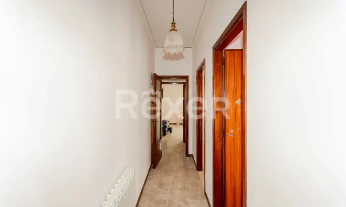 Rexer-Barcellona-Pozzo-di-Gotto-Spazioso-Appartamento-al-Primo-Piano-Altro