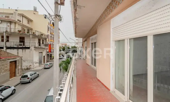 Rexer-Barcellona-Pozzo-di-Gotto-Spazioso-Appartamento-al-Primo-Piano-Altro