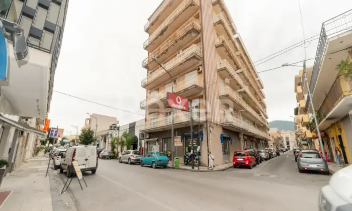 Rexer-Barcellona-Pozzo-di-Gotto-Spazioso-Appartamento-al-Primo-Piano-Altro
