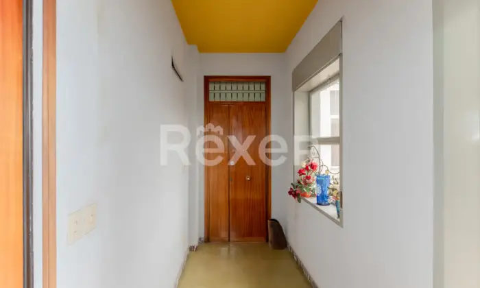Rexer-Barcellona-Pozzo-di-Gotto-Spazioso-Appartamento-al-Primo-Piano-Altro