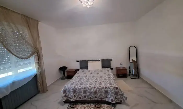 Rexer-Guidizzolo-Appartamento-in-villa-a-Birbesi-Guidizzolo-CameraDaLetto