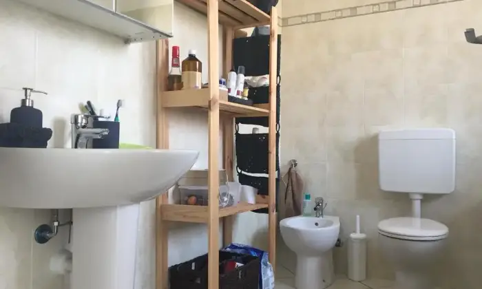 Rexer-Villanova-Canavese-Villetta-a-schiera-in-Via-San-Rocco-Villanova-Canavese-Bagno