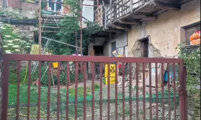 Rexer-BrovelloCarpugnino-Casa-con-giardino-e-cascina-terreno-Terrazzo