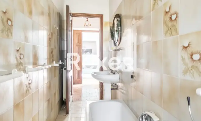 Rexer-BRESCIA-Porzione-di-cascina-Bagno