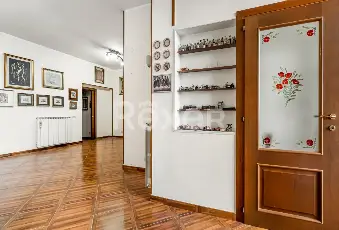 Rexer-Roma-Via-Italo-Torciello-Appartamento-mq-Altro