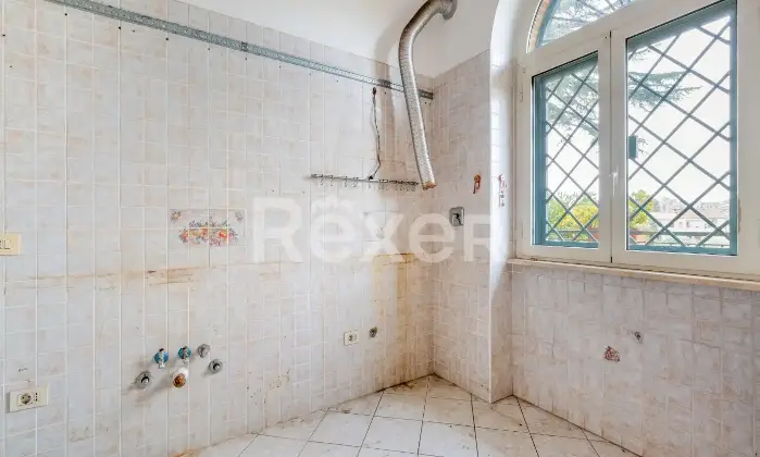 Rexer-Roma-Via-Italo-Torciello-Appartamento-mq-Altro