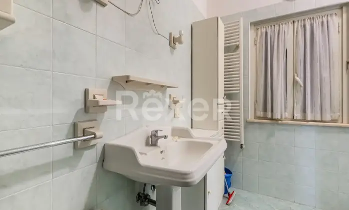 Rexer-Roma-Via-Italo-Torciello-Appartamento-mq-Bagno