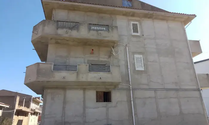 Rexer-Castrofilippo-Appartamento-in-vendita-in-via-Enrico-Fermi-a-Castrofilippo-Terrazzo