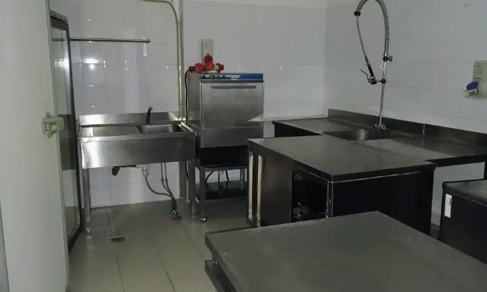 Rexer-Acqui-Terme-Palazzo-storico-con-locale-commerciale-e-tre-abitazioni-Altro
