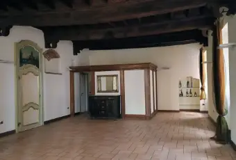 Rexer-Acqui-Terme-Palazzo-storico-con-locale-commerciale-e-tre-abitazioni-Altro