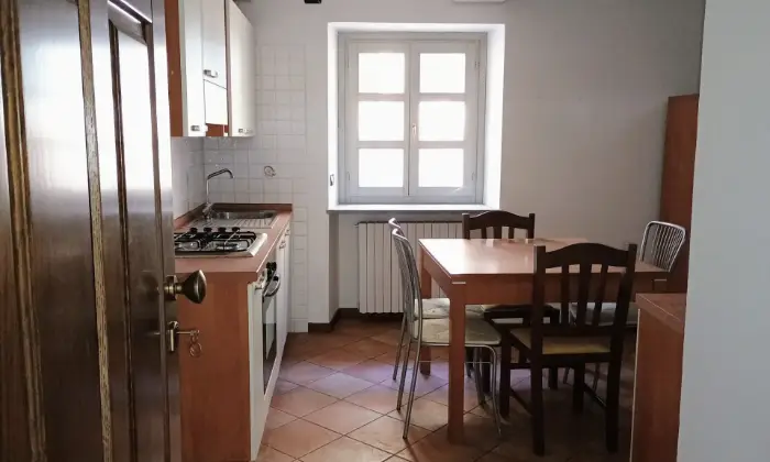Rexer-Acqui-Terme-Palazzo-storico-con-locale-commerciale-e-tre-abitazioni-Altro