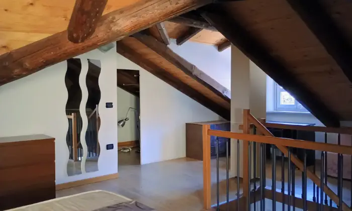 Rexer-Acqui-Terme-Palazzo-storico-con-locale-commerciale-e-tre-abitazioni-Altro