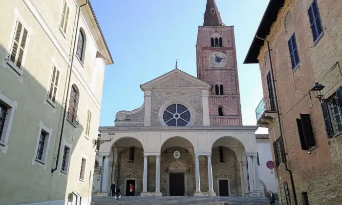 Rexer-Acqui-Terme-Palazzo-storico-con-locale-commerciale-e-tre-abitazioni-Altro