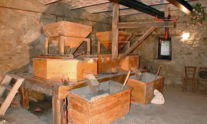 Rexer-Arsita-Mulino-ad-acqua-di-epoca-medioevale-con-annesso-casa-colonica-Altro