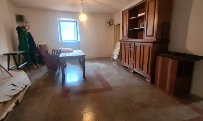 Rexer-Fivizzano-Appartamento-su-due-piani-in-vendita-in-via-Canale-Fivizzano-Altro