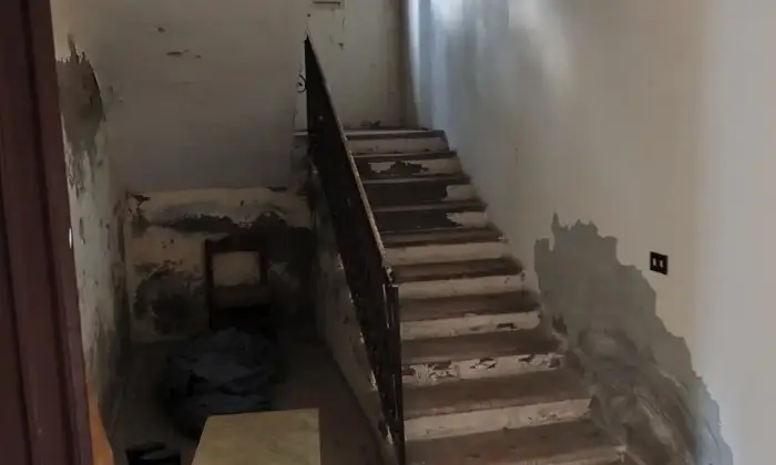 Rexer-San-Martino-in-Rio-Vendesi-casale-in-via-Gazzata-a-San-Martino-in-Rio-Altro