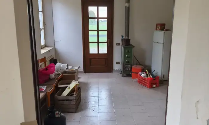 Rexer-San-Martino-in-Rio-Vendesi-casale-in-via-Gazzata-a-San-Martino-in-Rio-Altro