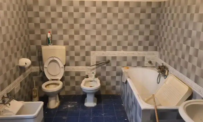Rexer-San-Martino-in-Rio-Vendesi-casale-in-via-Gazzata-a-San-Martino-in-Rio-Altro