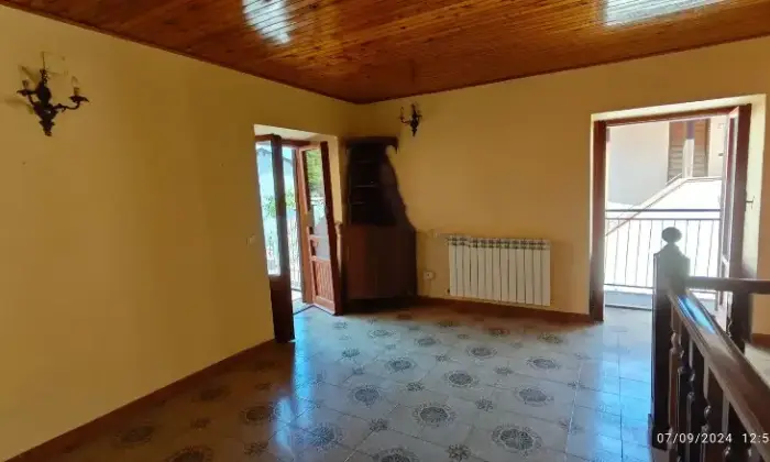 Rexer-Lucoli-Casa-di-paese-in-vendita-piazza-della-Beata-CristinaLucoli-Altro