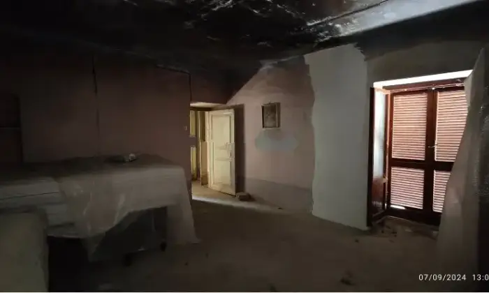 Rexer-Lucoli-Casa-di-paese-in-vendita-piazza-della-Beata-CristinaLucoli-Altro