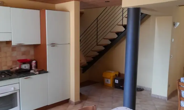 Rexer-Abriola-Appartamento-in-vendita-in-via-Colombo-ad-Abriola-Altro
