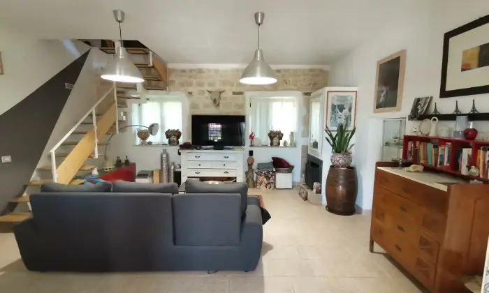 Rexer-Scicli-Villa-unifamiliare-in-contesto-residenziale-con-vista-mare-Salone