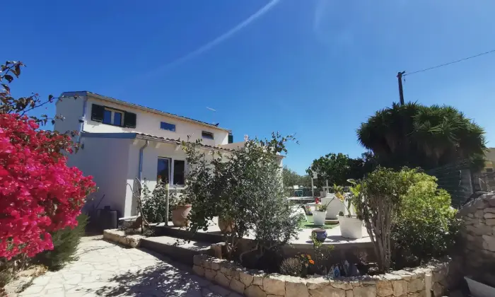 Rexer-Scicli-Villa-unifamiliare-in-contesto-residenziale-con-vista-mare-Terrazzo