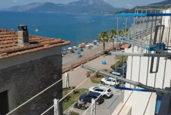 Rexer-Vibonati-Appartamento-su-due-piani-in-via-Carlo-Pisacane-a-Vibonati-Terrazzo