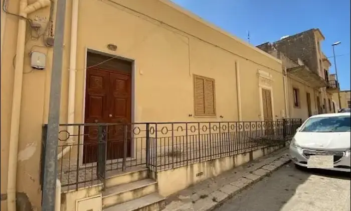 Rexer-Ispica-Casa-in-vendita-in-via-Olivio-Sozzi-ad-Ispica-Terrazzo