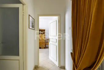 Rexer-Apiro-Terratetto-con-garage-da-ristrutturare-ad-Apiro-Altro
