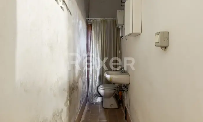 Rexer-Apiro-Terratetto-con-garage-da-ristrutturare-ad-Apiro-Altro