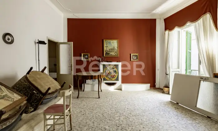 Rexer-Apiro-Terratetto-con-garage-da-ristrutturare-ad-Apiro-Altro