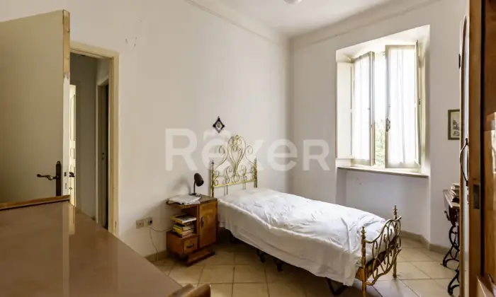 Rexer-Apiro-Terratetto-con-garage-da-ristrutturare-ad-Apiro-Altro