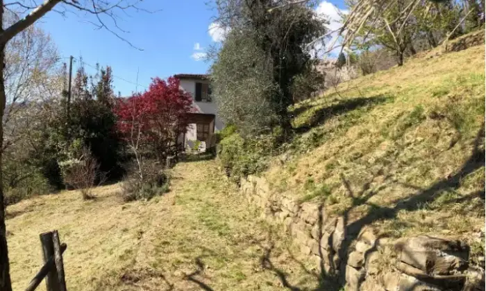 Rexer-Adrara-San-Martino-Casale-in-vendita-in-via-BrugaliAdrara-San-Martino-Altro