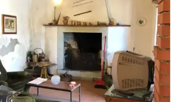 Rexer-Adrara-San-Martino-Casale-in-vendita-in-via-BrugaliAdrara-San-Martino-Altro