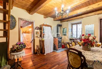 Rexer-Inverso-Pinasca-Casa-indipendente-con-ampi-spazi-e-potenziale-Altro