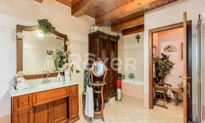 Rexer-Inverso-Pinasca-Casa-indipendente-del-con-ampi-spazi-e-potenziale-Altro