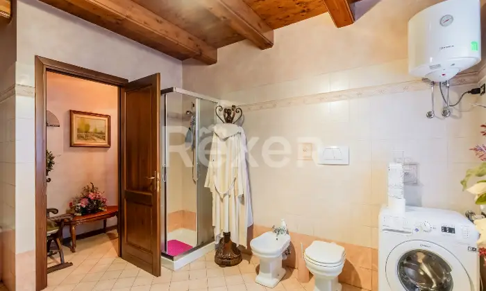 Rexer-Inverso-Pinasca-Casa-indipendente-con-ampi-spazi-e-potenziale-Altro