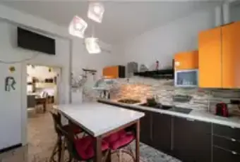 Rexer-Missaglia-Appartamento-in-corte-Altro