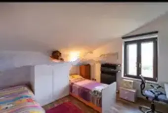 Rexer-Missaglia-Appartamento-in-corte-Altro