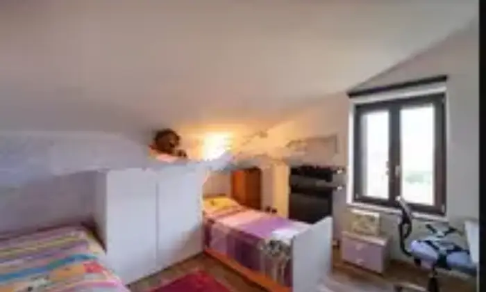 Rexer-Missaglia-Appartamento-in-corte-Altro