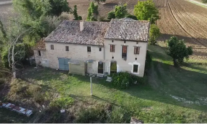 Rexer-Santa-Maria-Nuova-Casale-in-vendita-in-via-Francescona-Santa-Maria-Nuova-Altro