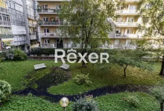 Rexer-TORINO-Lingotto-Appartamento-mq-con-cantina-Giardino