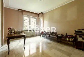 Rexer-TORINO-Lingotto-Appartamento-mq-con-cantina-Altro
