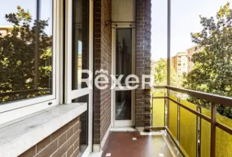 Rexer-TORINO-Lingotto-Appartamento-mq-con-cantina-Giardino