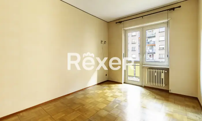 Rexer-TORINO-Lingotto-Appartamento-mq-con-cantina-Altro