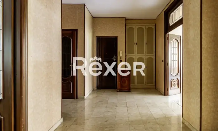 Rexer-TORINO-Lingotto-Appartamento-mq-con-cantina-Altro
