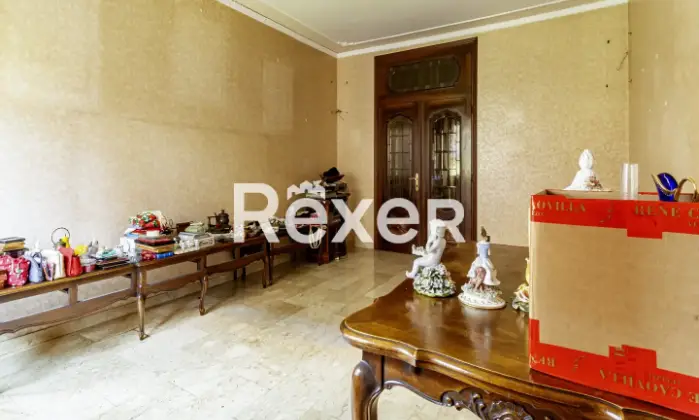 Rexer-TORINO-Lingotto-Appartamento-mq-con-cantina-Altro